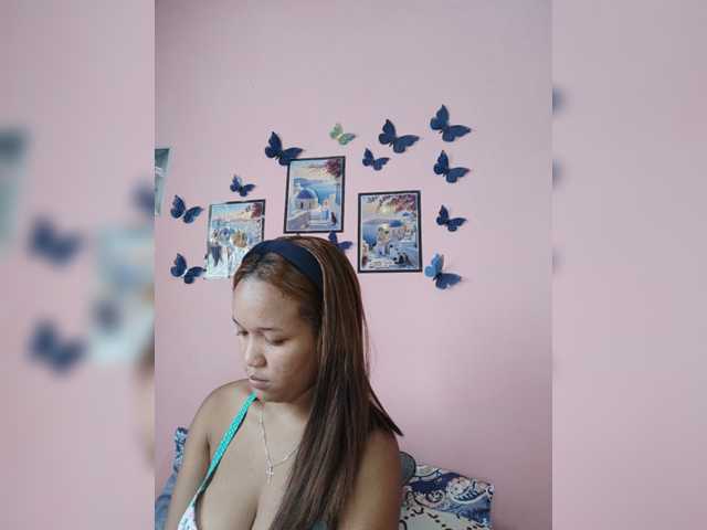 Vaninah live cam on BongaCams