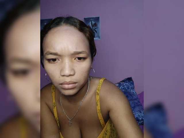 Vaninah live cam on BongaCams