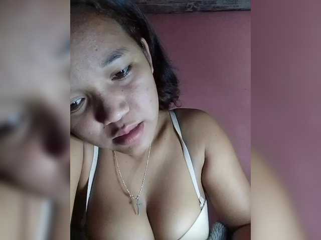 Vaninah live cam on BongaCams