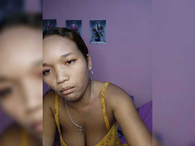 Vaninah live cam on BongaCams