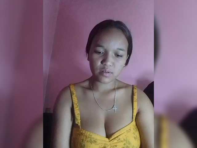 Vaninah live cam on BongaCams