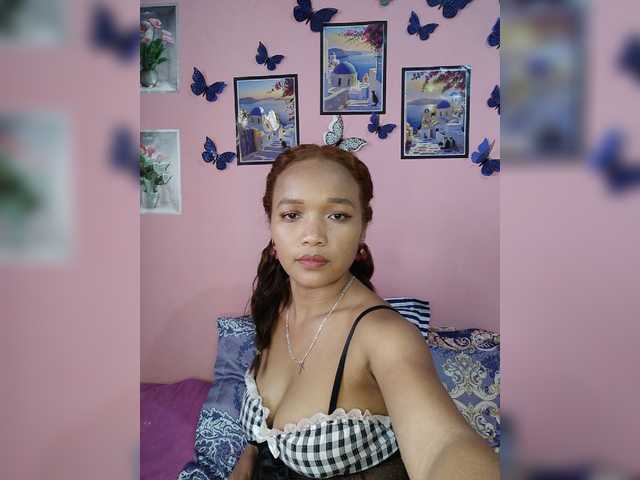 Vaninah live cam on BongaCams