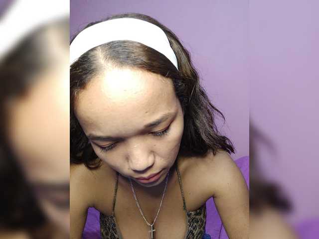 Vaninah live cam on BongaCams