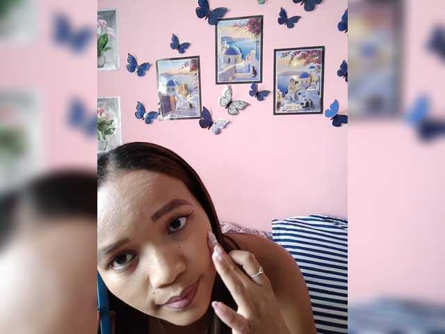 Vaninah live cam on BongaCams