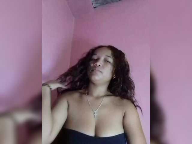 Vaninah live cam on BongaCams