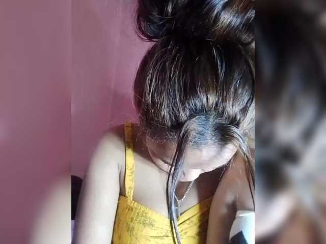 Vaninah live cam on BongaCams