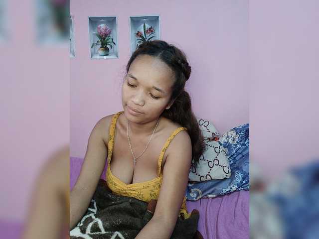 Vaninah live cam on BongaCams