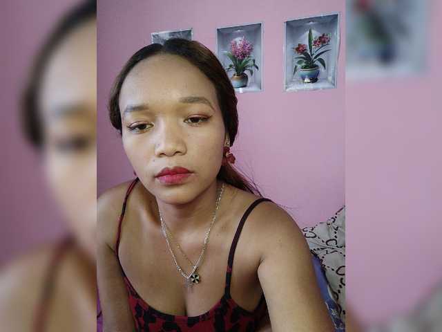le modèle Valentina22 est en webcam porno dans un show sur le site bongacams, il possède les tags suivants: Ebony,Brunette,Trimmed