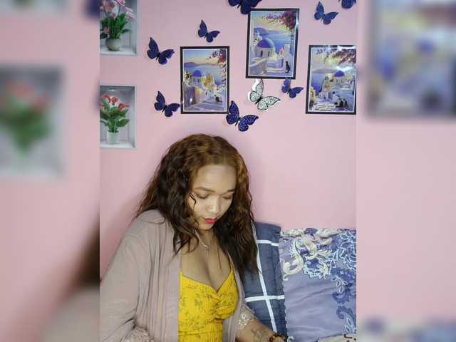 Vaninah live cam on BongaCams