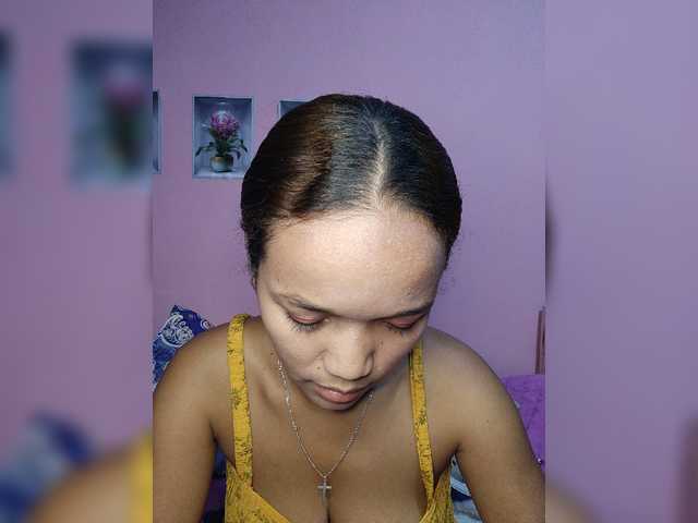 Vaninah live cam on BongaCams