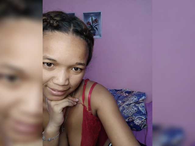 Vaninah live cam on BongaCams