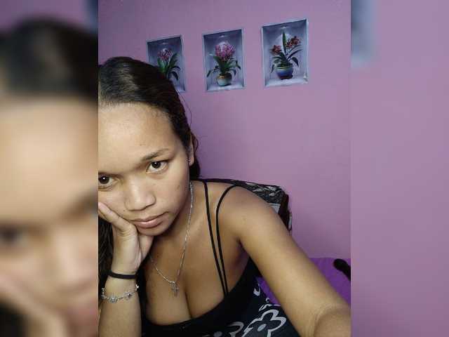 Vaninah live cam on BongaCams