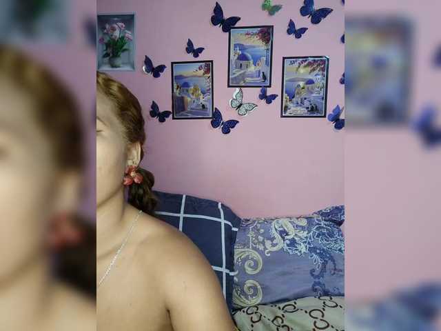 Vaninah live cam on BongaCams