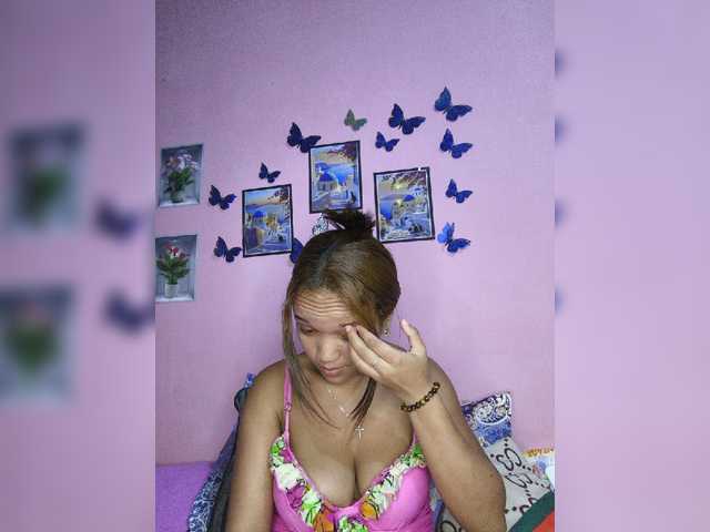 Vaninah live cam on BongaCams