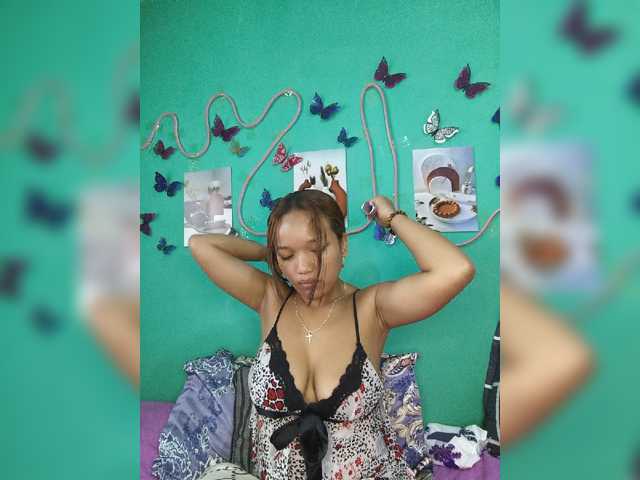 Vaninah live cam on BongaCams