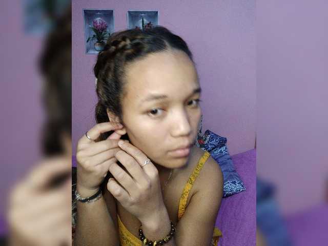 Vaninah live cam on BongaCams