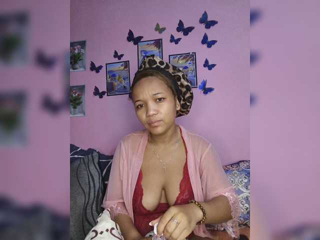 Vaninah live cam on BongaCams
