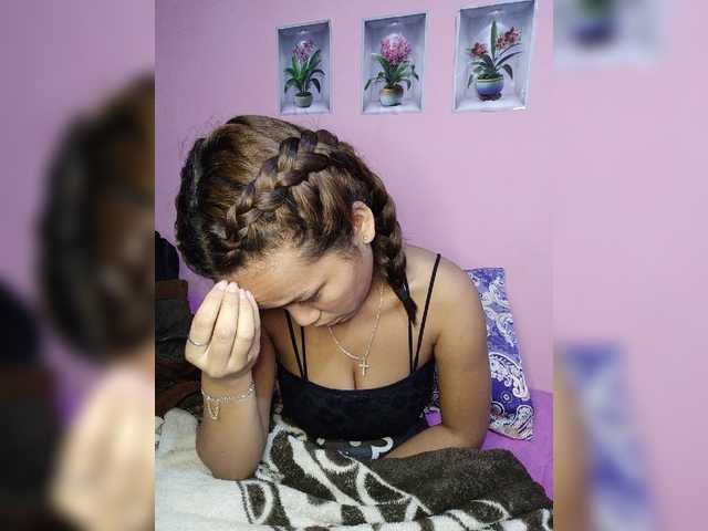 Vaninah live cam on BongaCams