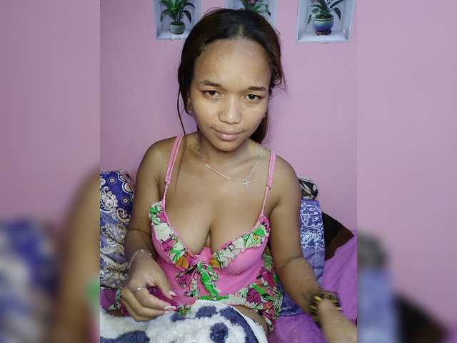 Vaninah live cam on BongaCams