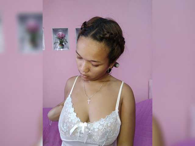 Vaninah live cam on BongaCams