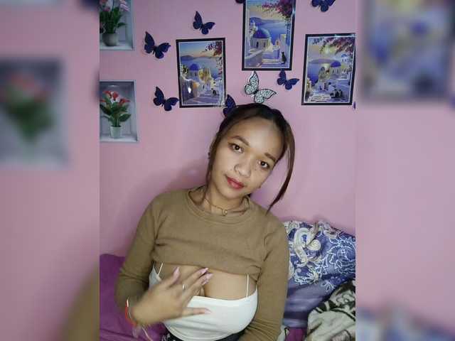 Vaninah live cam on BongaCams