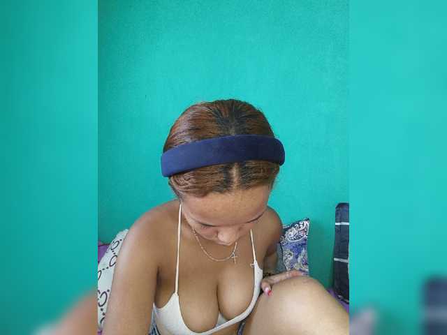 Vaninah live cam on BongaCams