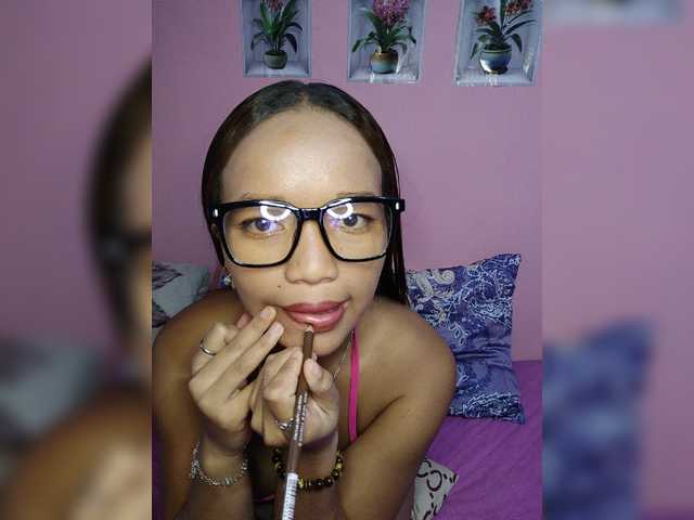 Vaninah live cam on BongaCams