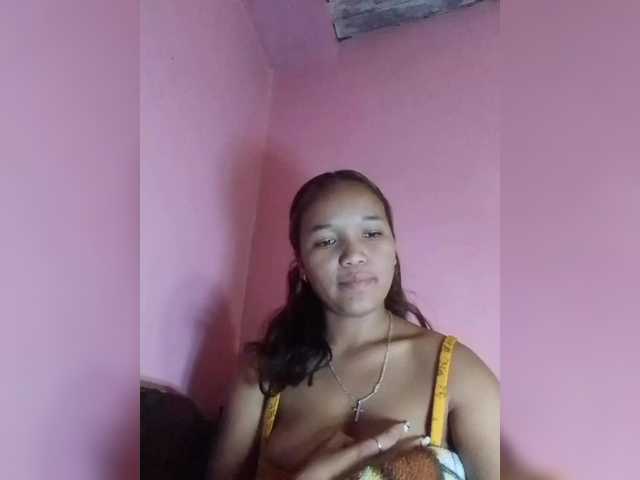 Vaninah live cam on BongaCams