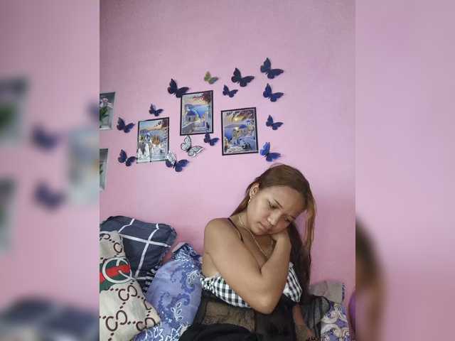 Vaninah live cam on BongaCams
