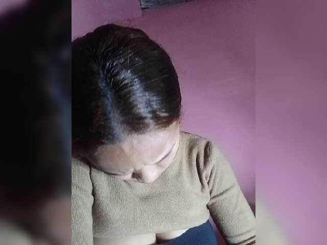 Vaninah live cam on BongaCams