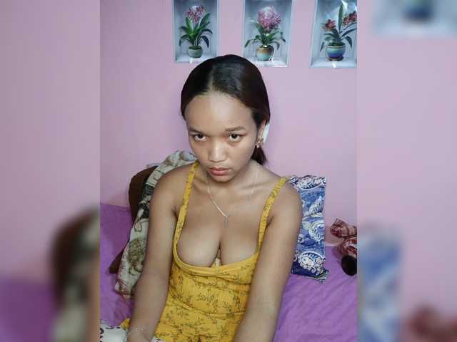 Vaninah live cam on BongaCams