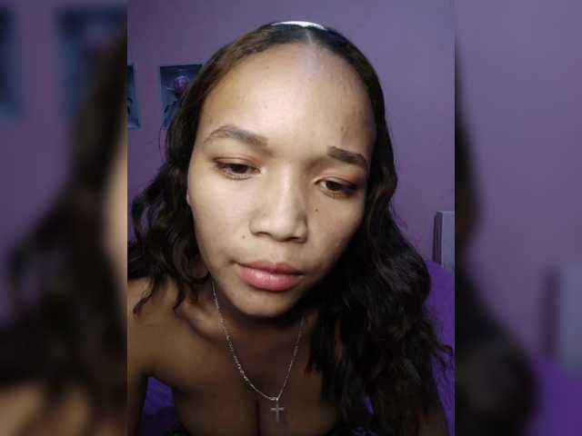 Vaninah live webcam show