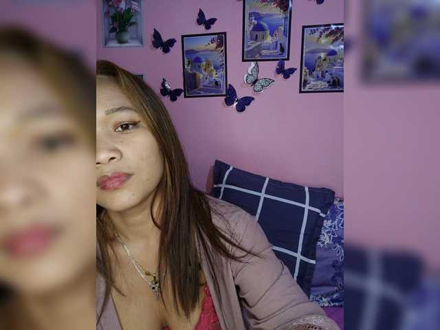 Vaninah live cam on BongaCams