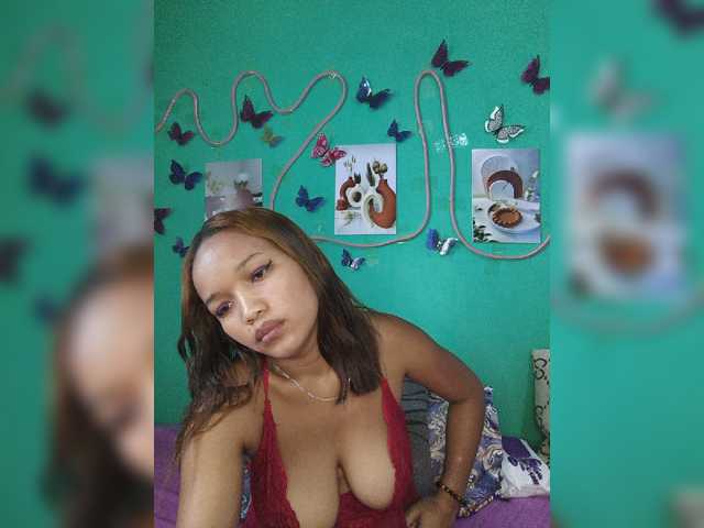 Vaninah live cam on BongaCams