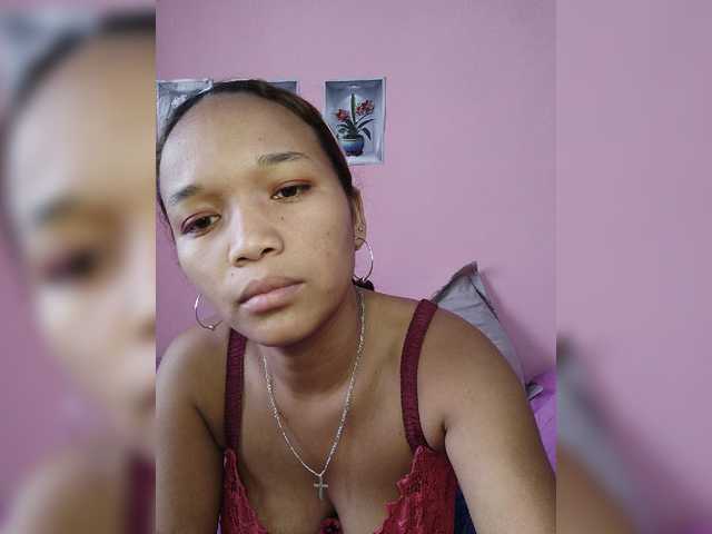 Vaninah live cam on BongaCams
