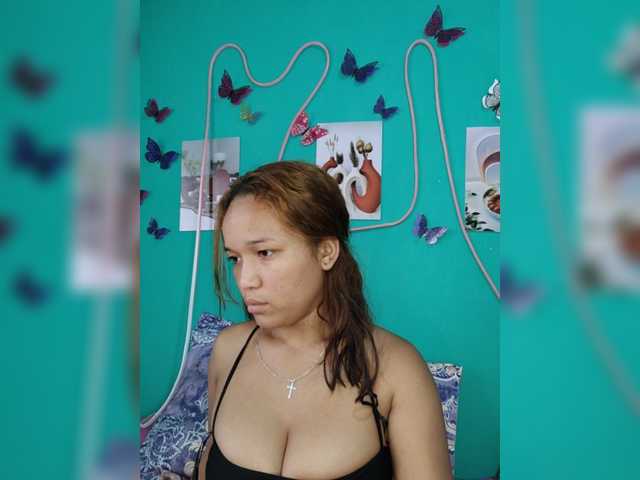 Vaninah live cam on BongaCams
