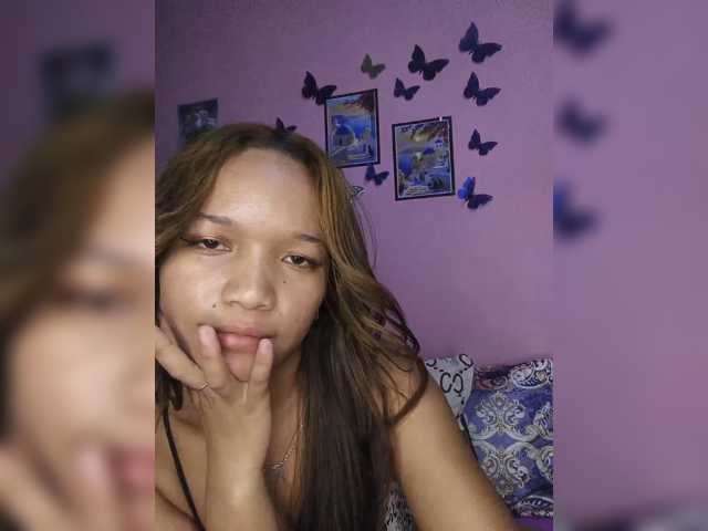 Vaninah live cam on BongaCams