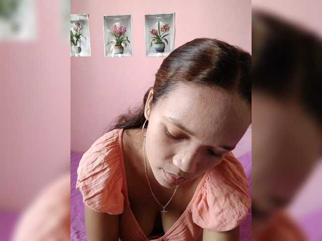 Vaninah live cam on BongaCams