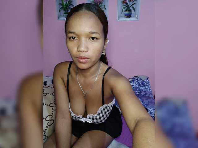 Vaninah live cam on BongaCams