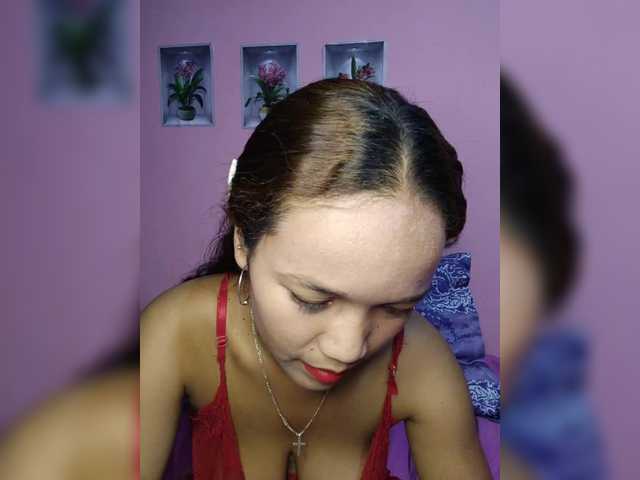 Vaninah live cam on BongaCams