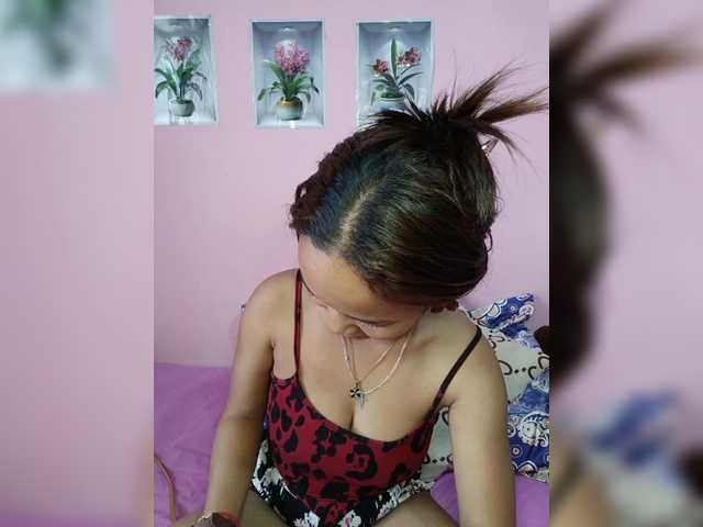 Vaninah live cam on BongaCams