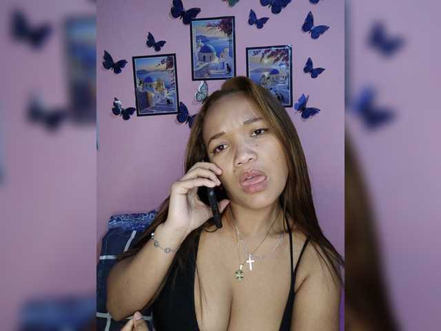 Vaninah live cam on BongaCams