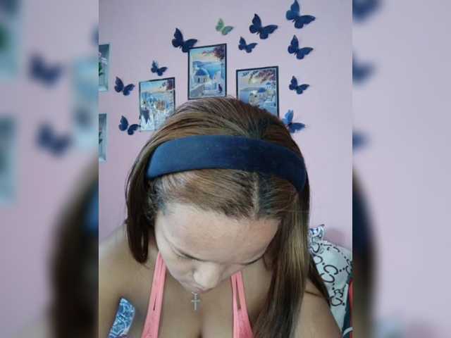 Vaninah live cam on BongaCams