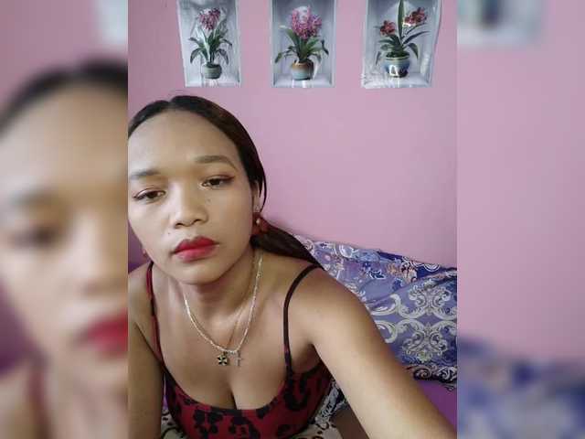 Vaninah live cam on BongaCams