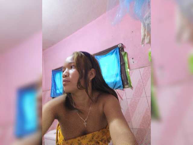 Vaninah live cam on BongaCams