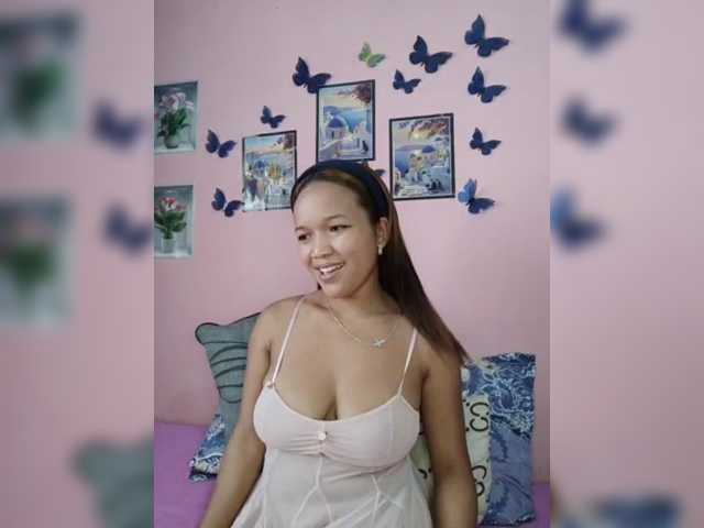 Vaninah live cam on BongaCams