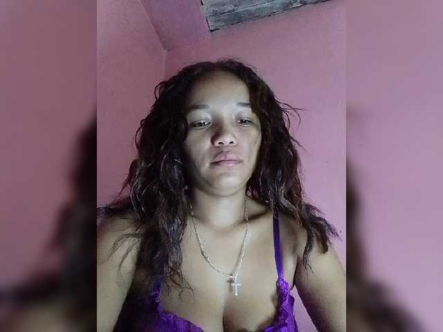 Vaninah live cam on BongaCams