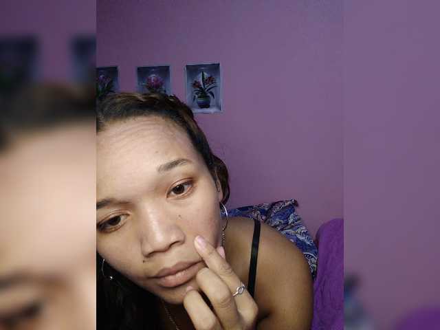 Vaninah live cam on BongaCams