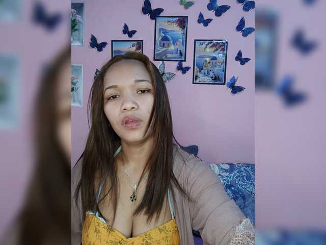 Vaninah live cam on BongaCams