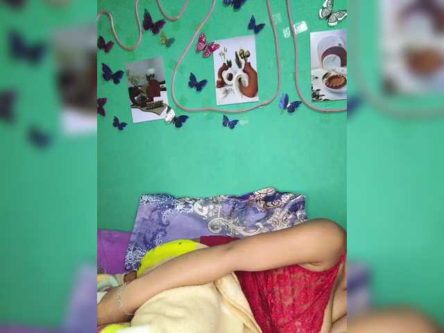 Vaninah live cam on BongaCams